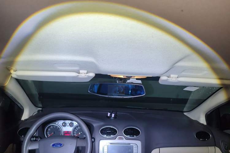 Used Ford Focus 2013 Sedan Classic 1.8L Automatic Base Model Headliner