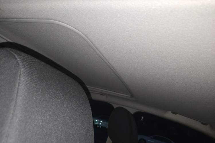 Used Ford Focus 2013 Hatchback Classic 1.8L Automatic Millionth Anniversary Edition Headliner