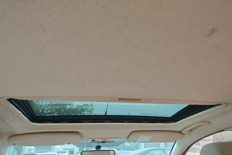 Used Ford Focus 2013 Sedan Classic 1.8L Automatic Fashion Edition Headliner