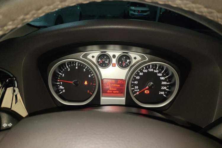 Used Ford Focus 2013 Sedan Classic 1.8L Automatic Fashion Edition Instrument Cluster