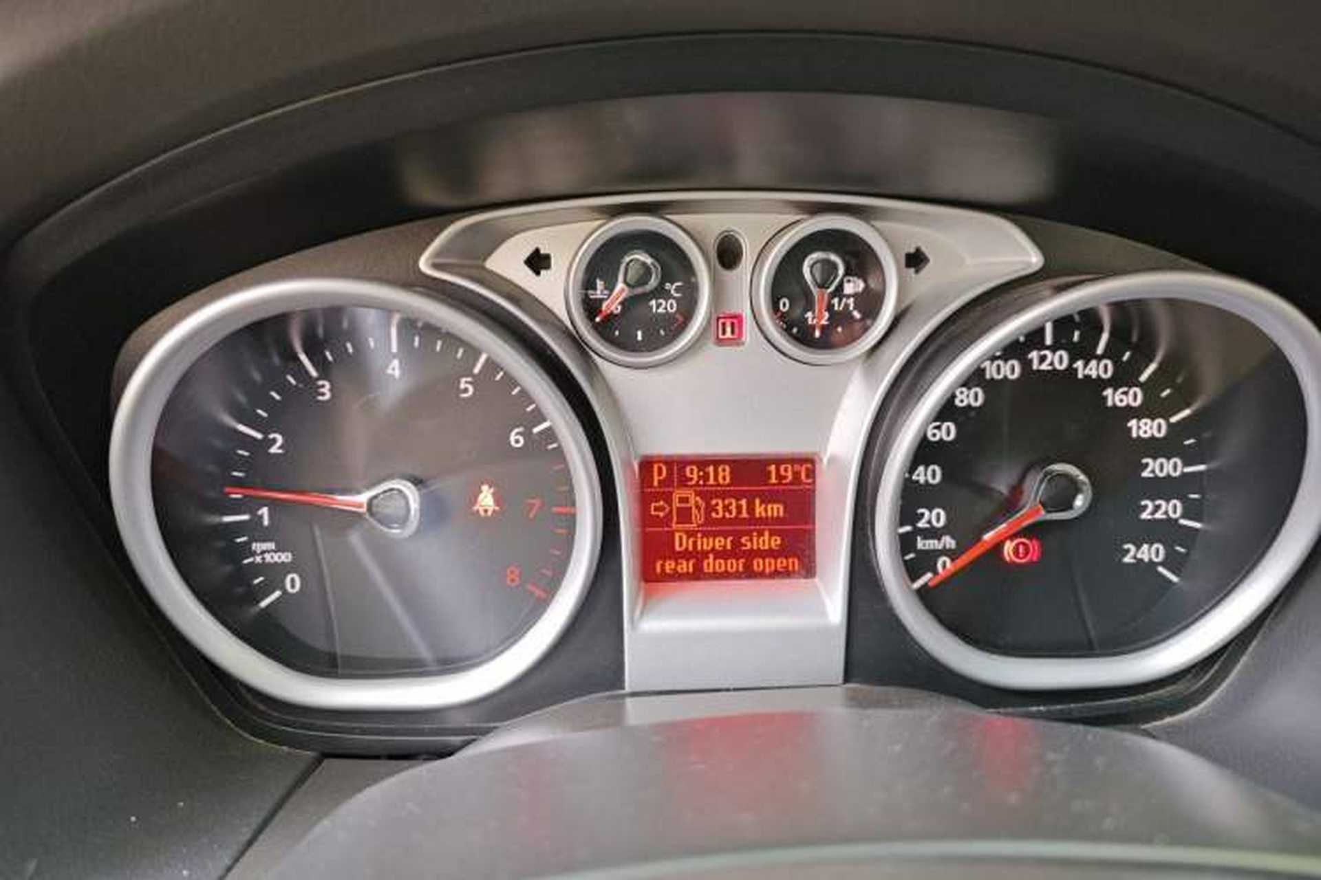 Used Ford Focus 2013 Sedan Classic 1.8L Automatic Fashion Edition Instrument Cluster