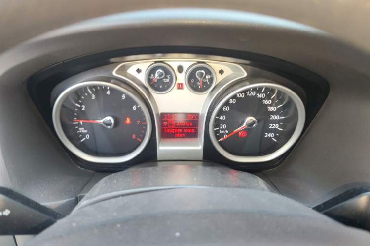 Used Ford Focus 2013 Sedan Classic 1.8L Manual Base Model Instrument Cluster