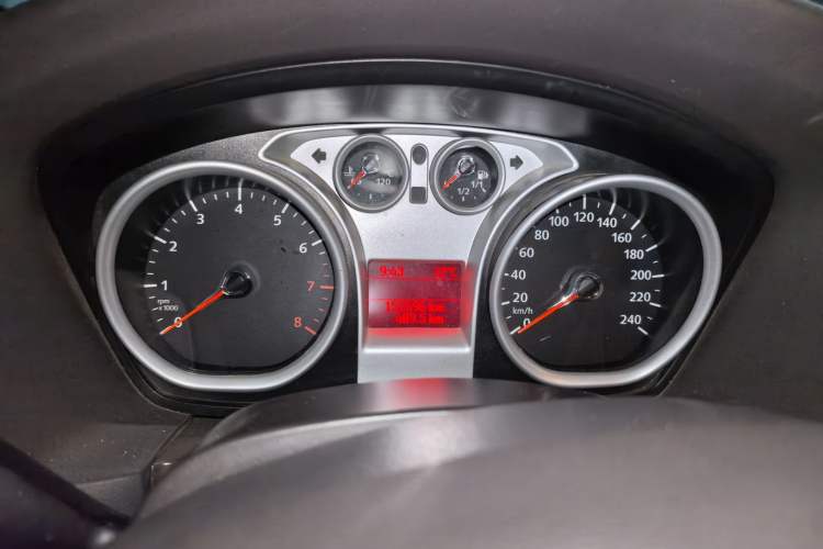 Used Ford Focus 2013 Sedan Classic 1.8L Automatic Base Model Instrument Cluster