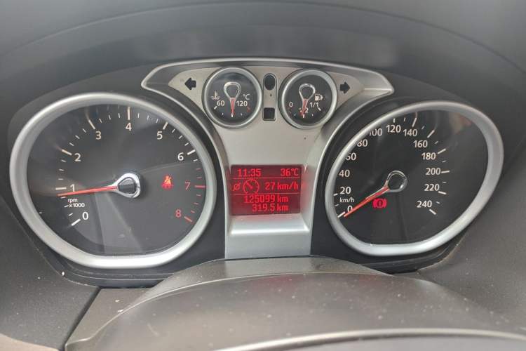 Used Ford Focus 2013 Sedan Classic 1.8L Manual Base Model Instrument Cluster