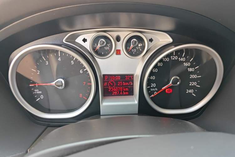 Used Ford Focus 2013 Sedan Classic 1.8L Automatic Base Model Instrument Cluster