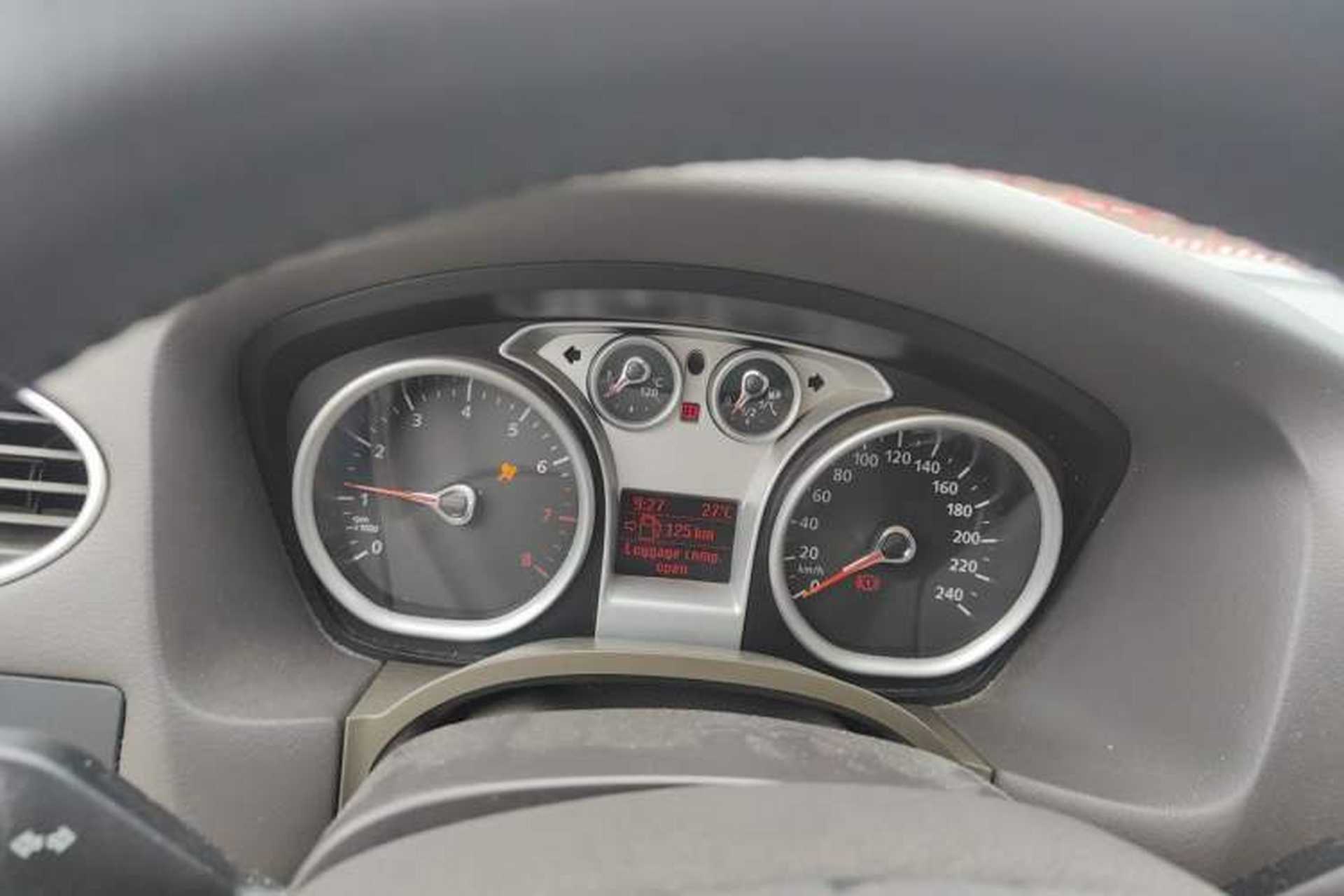 Used Ford Focus 2013 Sedan Classic 1.8L Manual Fashion Edition Instrument Cluster