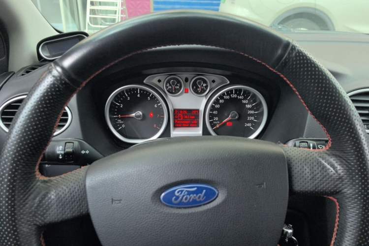Used Ford Focus 2013 Hatchback Classic 1.8L Automatic Base Model Instrument Cluster