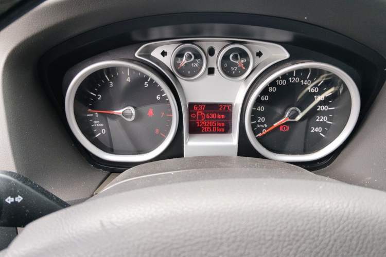 Used Ford Focus 2013 Sedan Classic 1.8L Manual Fashion Edition Instrument Cluster