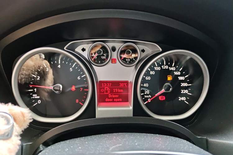 Used Ford Focus 2013 Hatchback Classic 1.8L Manual Base Model Instrument Cluster