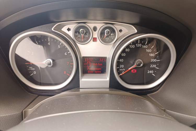 Used Ford Focus 2013 Sedan Classic 1.8L Manual Base Model Instrument Cluster