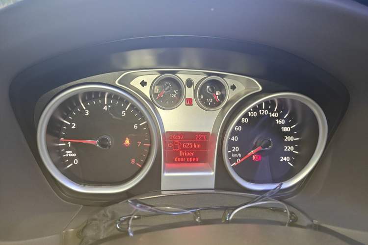 Used Ford Focus 2013 Sedan Classic 1.8L Manual Base Model Instrument Cluster