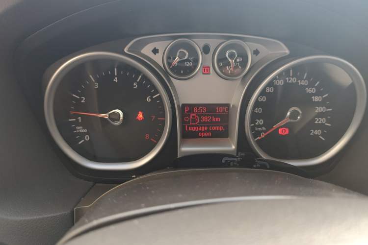 Used Ford Focus 2013 Sedan Classic 1.8L Automatic Fashion Edition Instrument Cluster