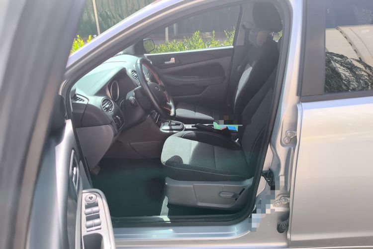 Used Ford Focus 2013 Hatchback Classic 1.8L Automatic Base Model Left Front Seat