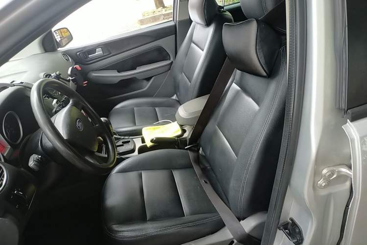 Used Ford Focus 2013 Hatchback Classic 1.8L Automatic Millionth Anniversary Edition Left Front Seat