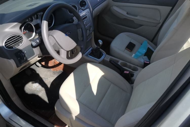 Used Ford Focus 2013 Sedan Classic 1.8L Manual Base Model Left Front Seat