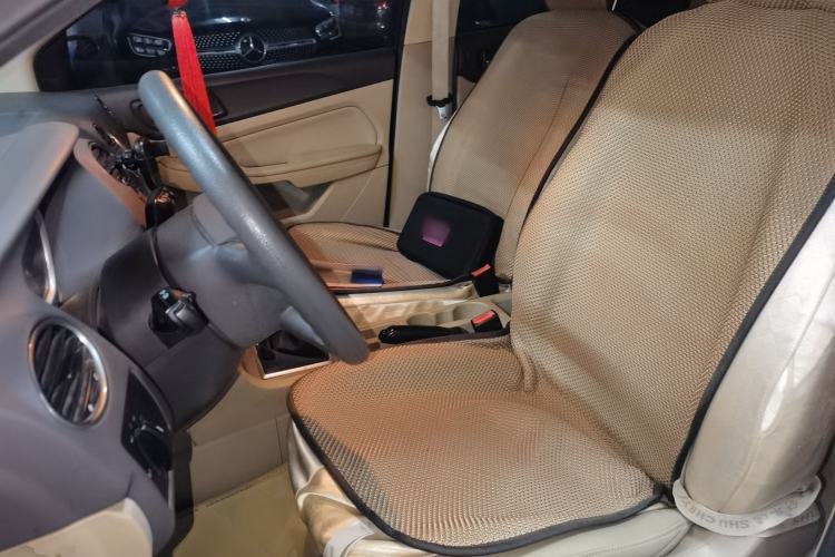 Used Ford Focus 2013 Sedan Classic 1.8L Manual Base Model Left Front Seat