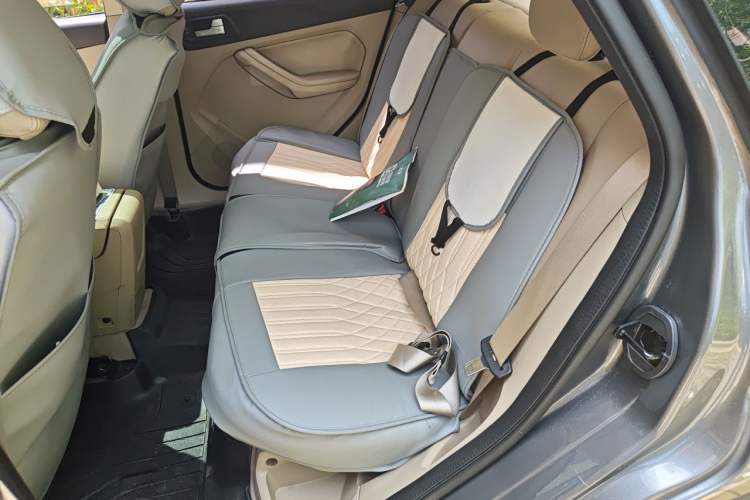 Used Ford Focus 2013 Hatchback Classic 1.8L Manual Fashion Edition Left Rear Seat