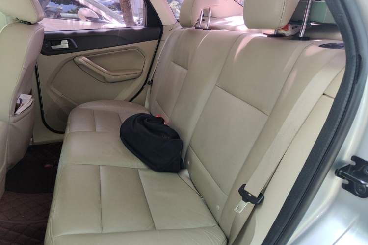 Used Ford Focus 2013 Sedan Classic 1.8L Automatic Fashion Edition Left Rear Seat