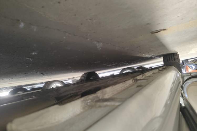 Used Ford Focus 2013 Sedan Classic 1.8L Automatic Base Model Left Side Sill