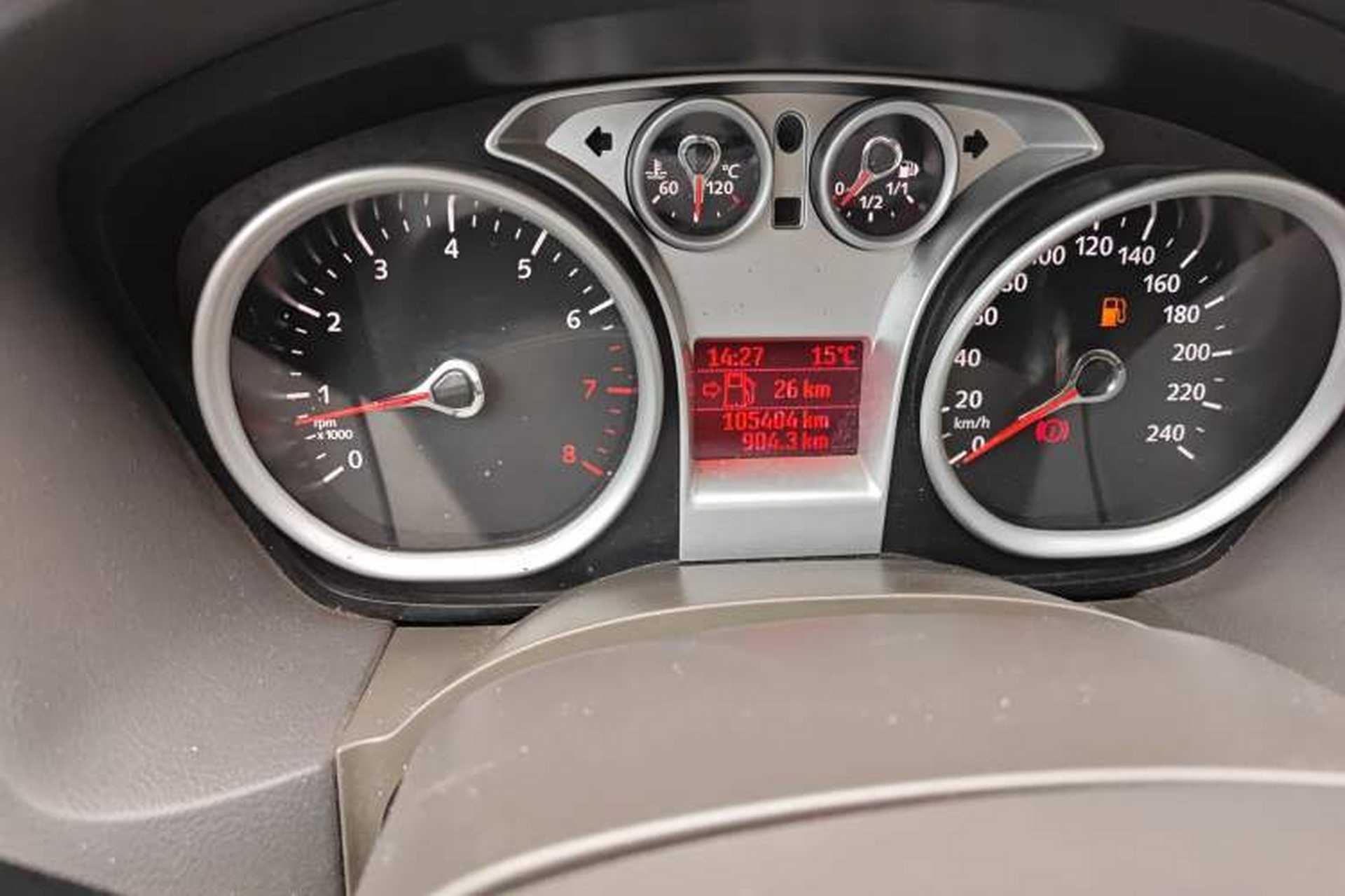 Used Ford Focus 2013 Sedan Classic 1.8L Manual Base Model Odometer Close Up