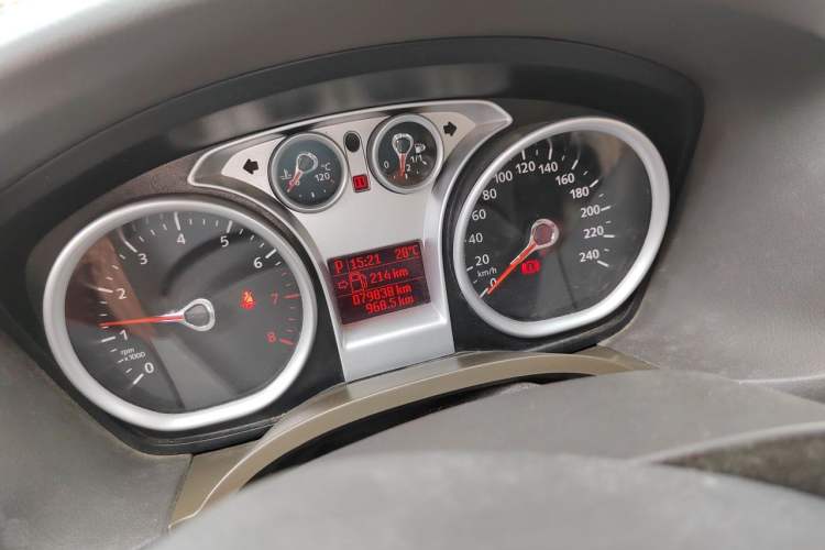 Used Ford Focus 2013 Sedan Classic 1.8L Automatic Base Model Odometer Close Up
