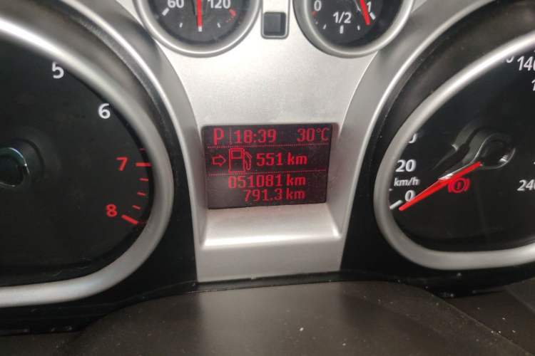Used Ford Focus 2013 Hatchback Classic 1.8L Automatic Fashion Edition Odometer Close Up