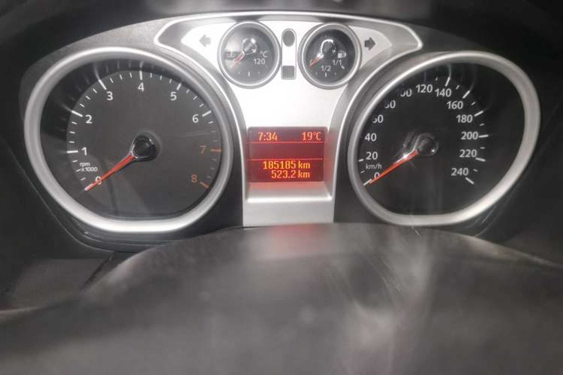 Used Ford Focus 2013 Hatchback Classic 1.8L Manual Base Model Odometer Close Up