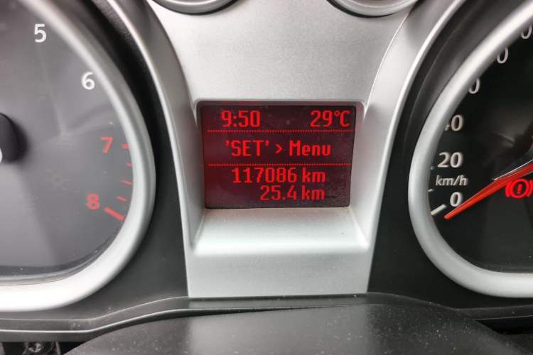 Used Ford Focus 2013 Hatchback Classic 1.8L Manual Base Model Odometer Close Up