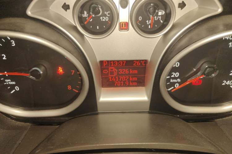 Used Ford Focus 2013 Sedan Classic 1.8L Automatic Base Model Odometer Close Up