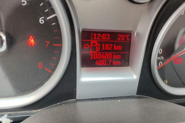 Used Ford Focus 2013 Sedan Classic 1.8L Automatic Base Model Odometer Close Up