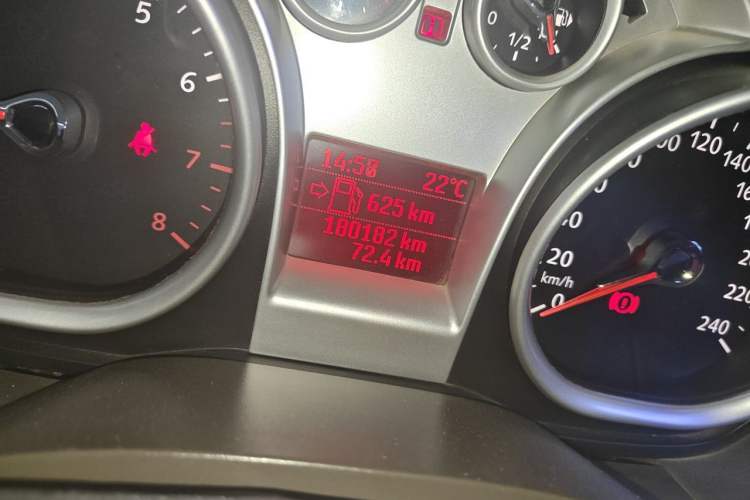 Used Ford Focus 2013 Sedan Classic 1.8L Manual Base Model Odometer Close Up
