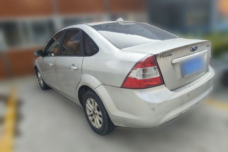Used Ford Focus 2013 Sedan Classic 1.8L Manual Base Model Rear Left 45 Deg