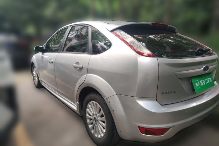 Used Ford Focus 2013 Hatchback Classic 1.8L Automatic Fashion Edition Rear Left 45 Deg