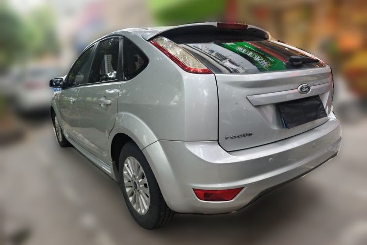 Used Ford Focus 2013 Hatchback Classic 1.8L Automatic Fashion Edition Rear Left 45 Deg