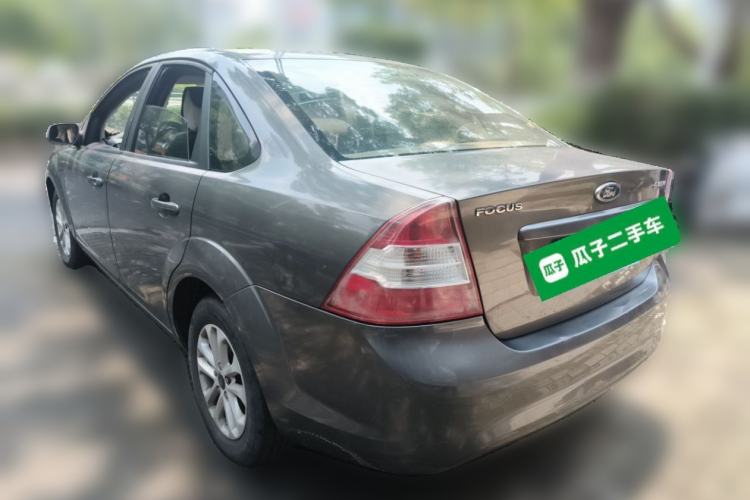 Used Ford Focus 2013 Sedan Classic 1.8L Manual Base Model Rear Left 45 Deg