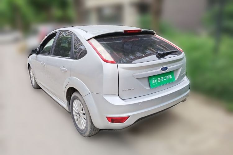 Used Ford Focus 2013 Hatchback Classic 1.8L Automatic Fashion Edition Rear Left 45 Deg