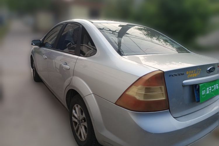 Used Ford Focus 2013 Sedan Classic 1.8L Manual Base Model Rear Left 45 Deg