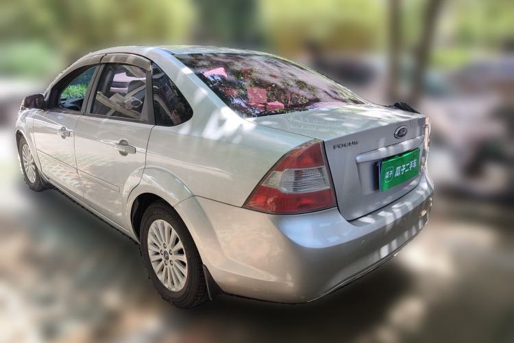 Used Ford Focus 2013 Sedan Classic 1.8L Automatic Fashion Edition Rear Left 45 Deg