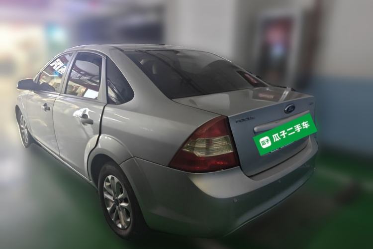 Used Ford Focus 2013 Sedan Classic 1.8L Manual Base Model Rear Left 45 Deg