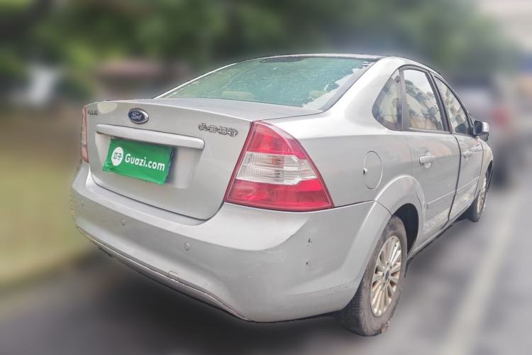 Used Ford Focus 2013 Sedan Classic 1.8L Manual Fashion Edition Rear Right 45 Deg