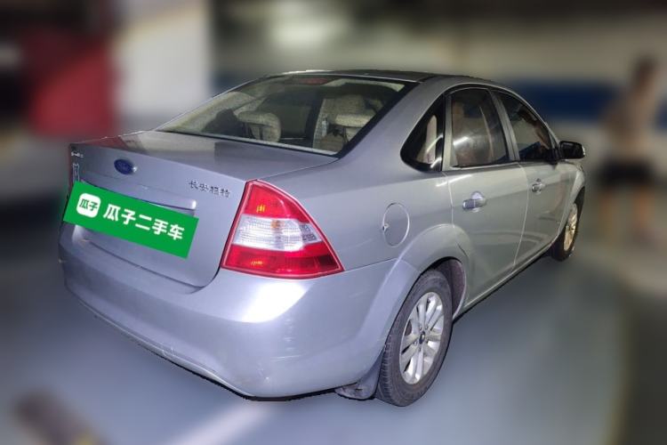 Used Ford Focus 2013 Sedan Classic 1.8L Automatic Base Model Rear Right 45 Deg