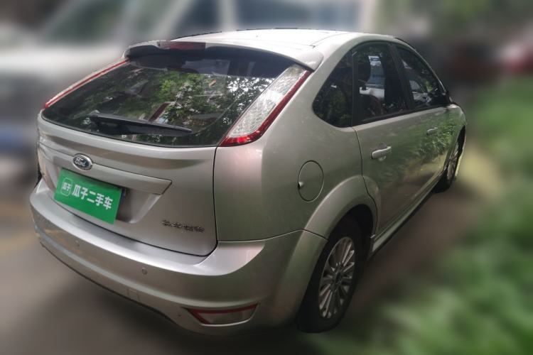 Used Ford Focus 2013 Hatchback Classic 1.8L Automatic Fashion Edition Rear Right 45 Deg