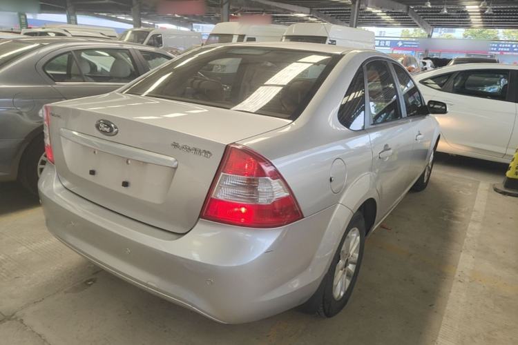 Used Ford Focus 2013 Sedan Classic 1.8L Automatic Base Model Rear Right 45 Deg