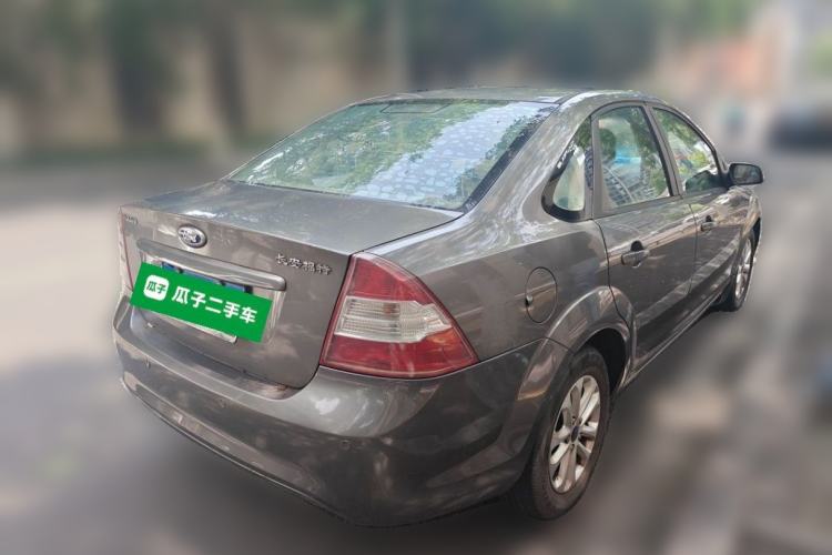 Used Ford Focus 2013 Sedan Classic 1.8L Manual Base Model Rear Right 45 Deg
