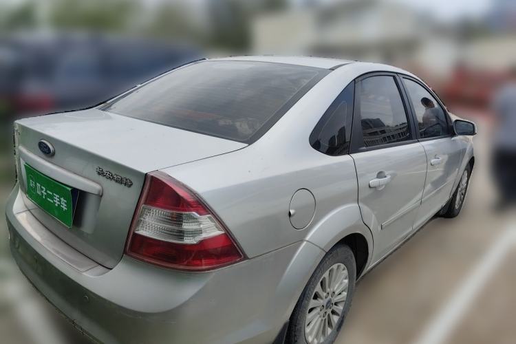 Used Ford Focus 2013 Sedan Classic 1.8L Manual Fashion Edition Rear Right 45 Deg