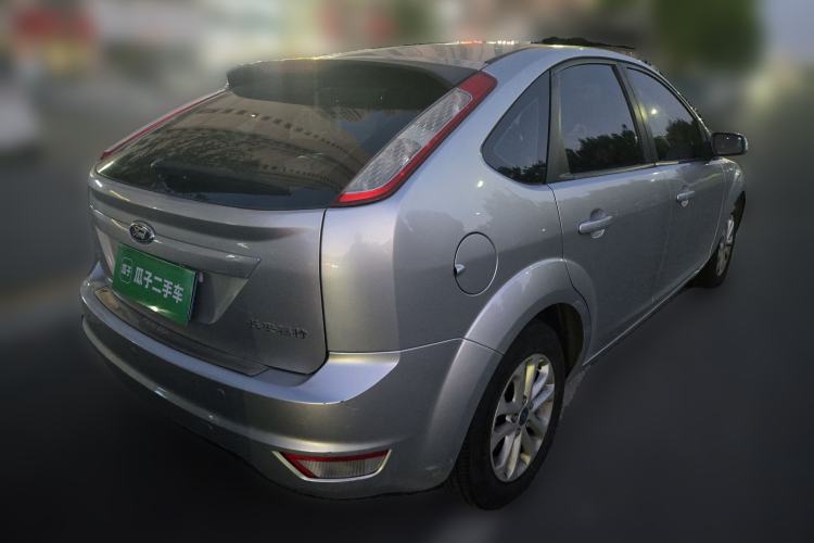 Used Ford Focus 2013 Hatchback Classic 1.8L Automatic Millionth Anniversary Edition Rear Right 45 Deg