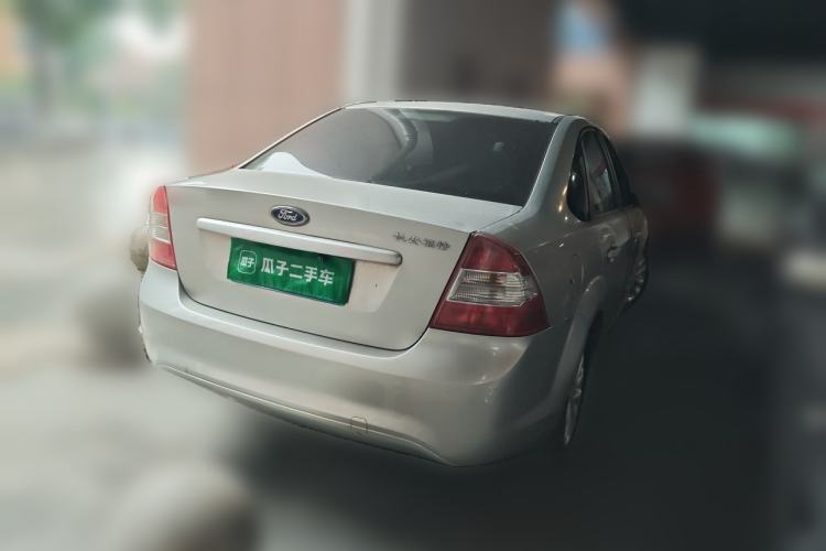 Used Ford Focus 2013 Sedan Classic 1.8L Manual Base Model Rear Right 45 Deg