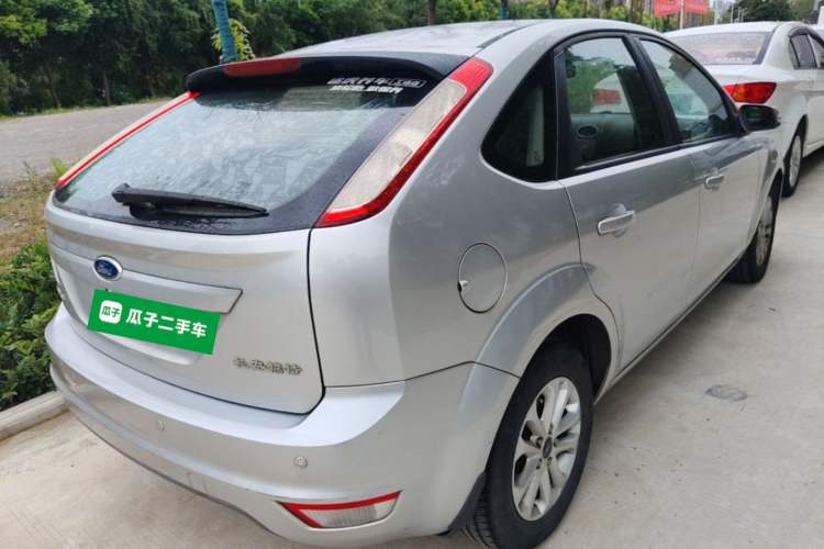 Used Ford Focus 2013 Hatchback Classic 1.8L Manual Base Model Rear Right 45 Deg