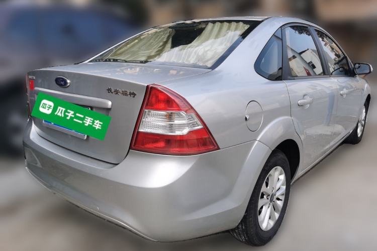 Used Ford Focus 2013 Sedan Classic 1.8L Manual Base Model Rear Right 45 Deg