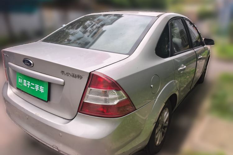 Used Ford Focus 2013 Sedan Classic 1.8L Manual Millionth Anniversary Edition Rear Right 45 Deg